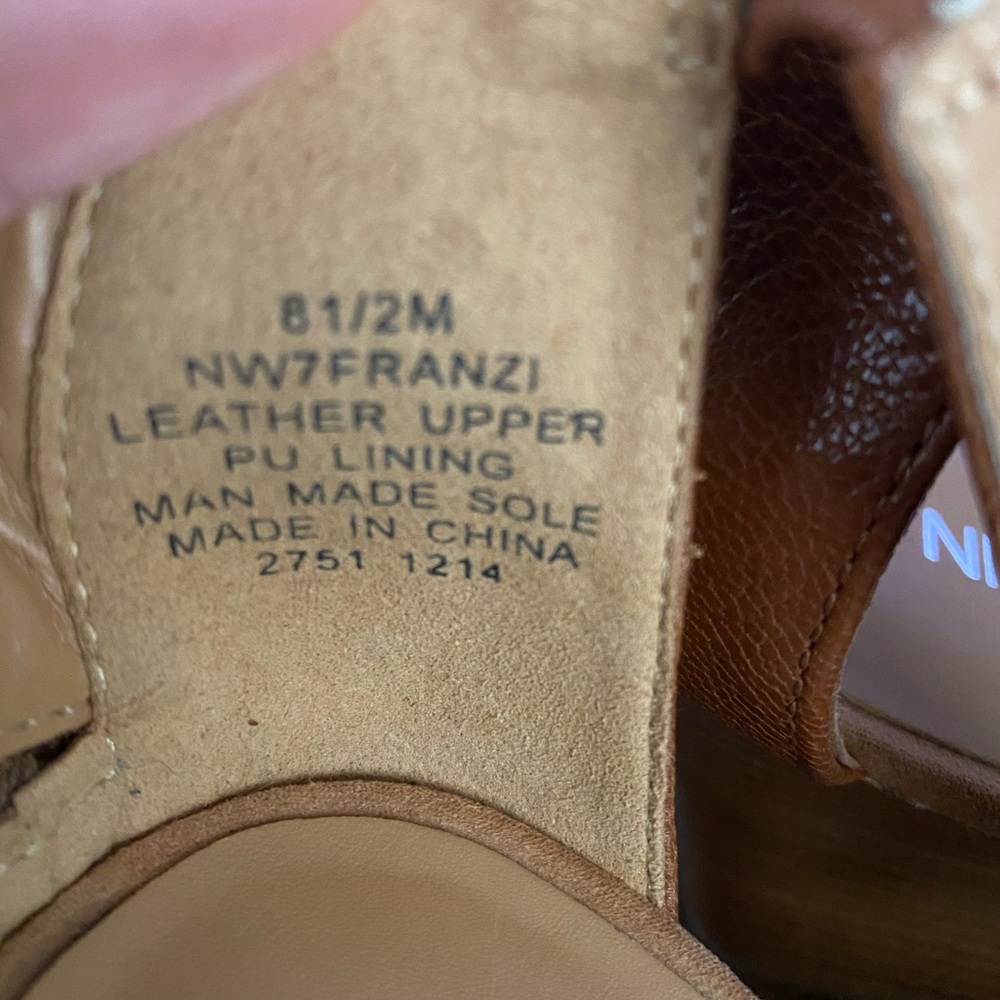 Women’s Sz 8.5 Nine West Brown Wedges